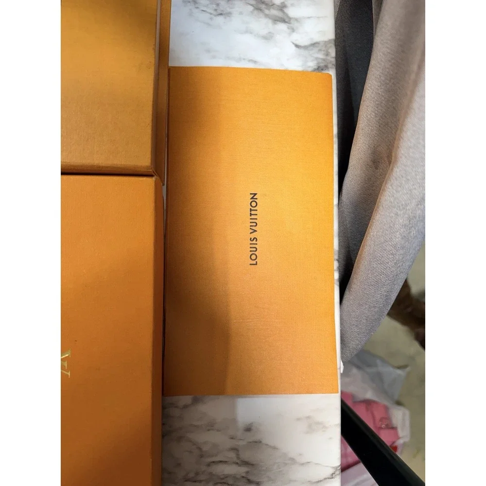 4 PC‎ BOX SET LOUIS VUITTON BOXES AND 1 ENVELOPE (2616)